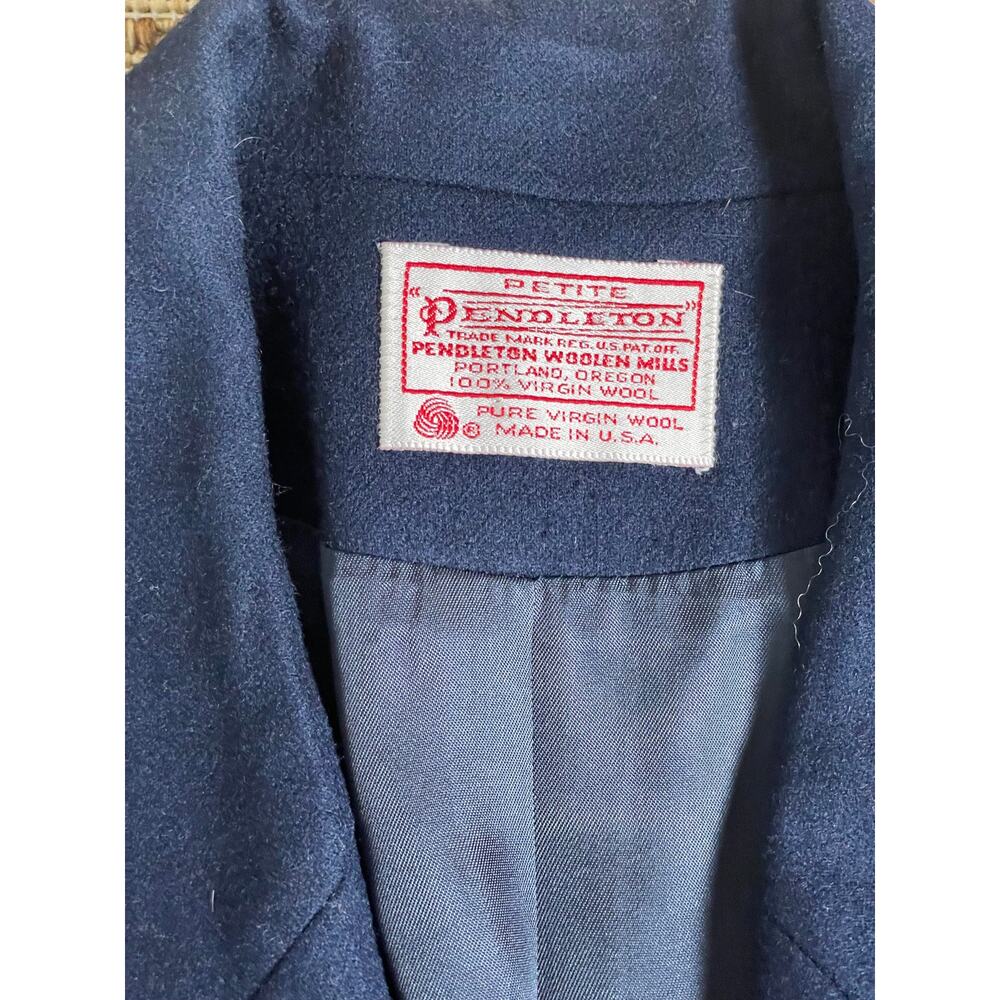 Vintage Navy Pendleton Blazer Petite Size 10 Made in USA - Picture 3 of 7